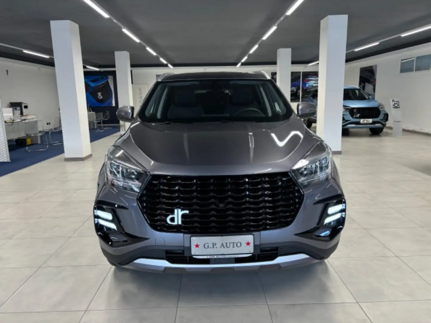 DR Automobiles DR5.0 1.5 Turbo Grau - 2
