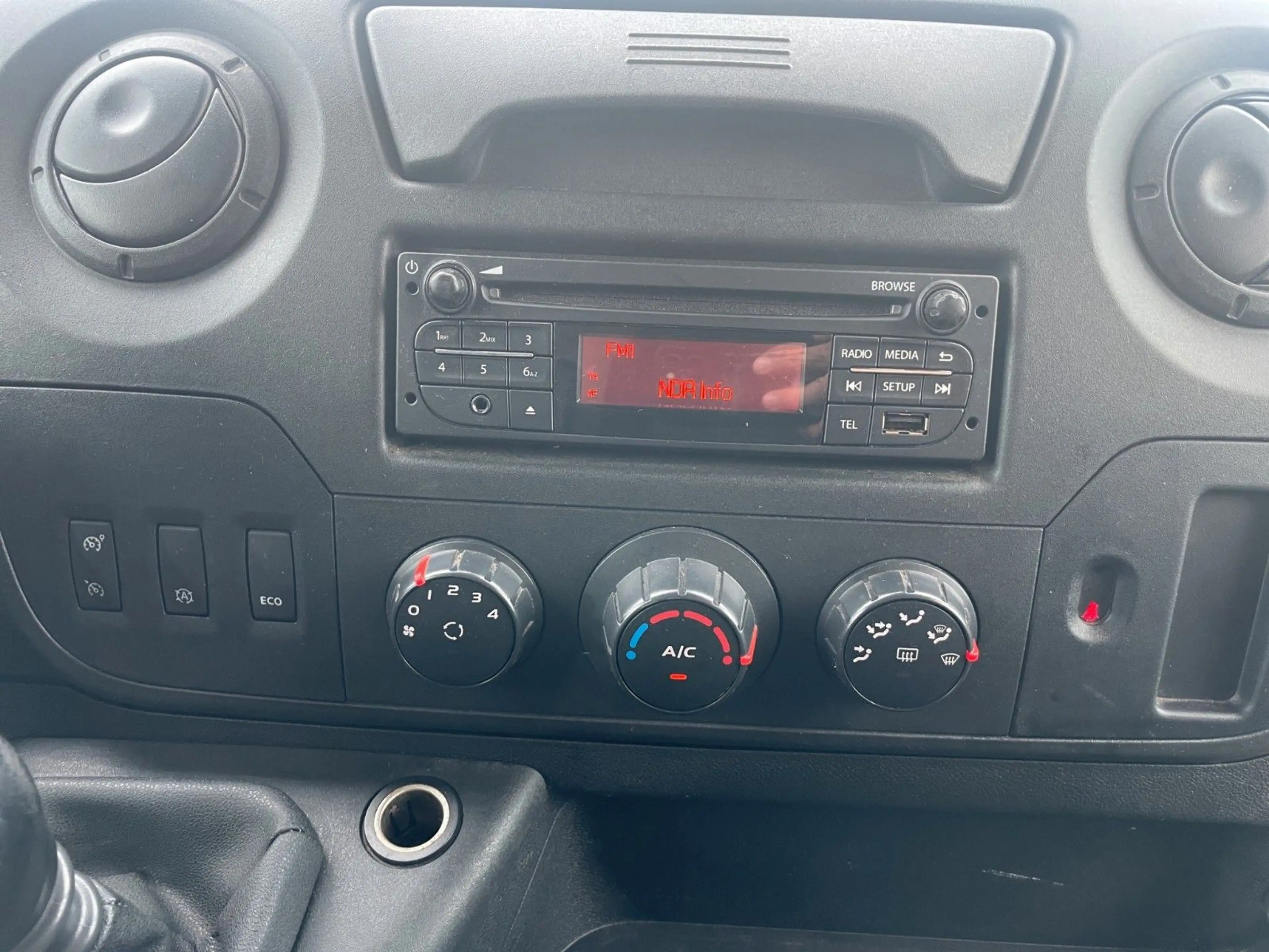 Nissan NV400 Kastenwagen L4H2 3,5t COMFORT/Tüv Neu — photo 13