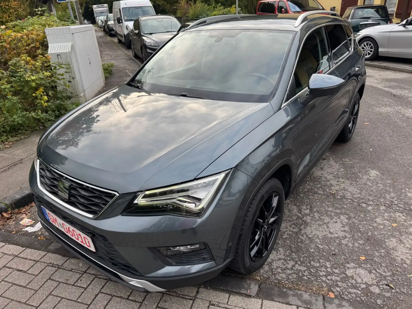SEAT Ateca StyleNaviFullLedE-KlappePdcv.u.h.AluGarati Grau - 2
