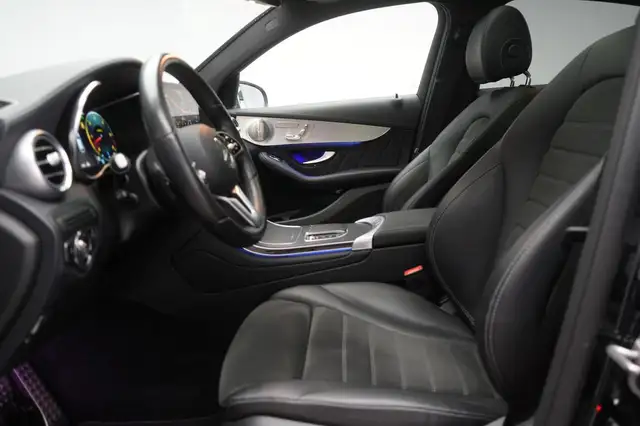 Mercedes-Benz GLC Class view 9