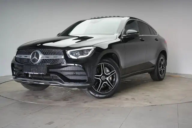 Mercedes-Benz GLC Class view 3