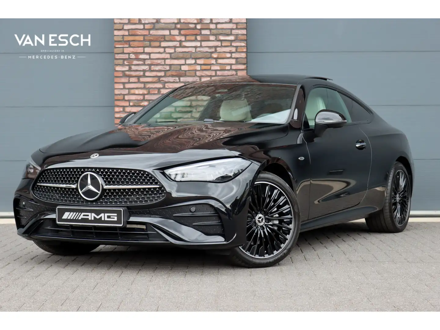 Mercedes-Benz CLE 300 Coupé e AMG Line | Panoramadak | Distronic | Massa Schwarz - 1