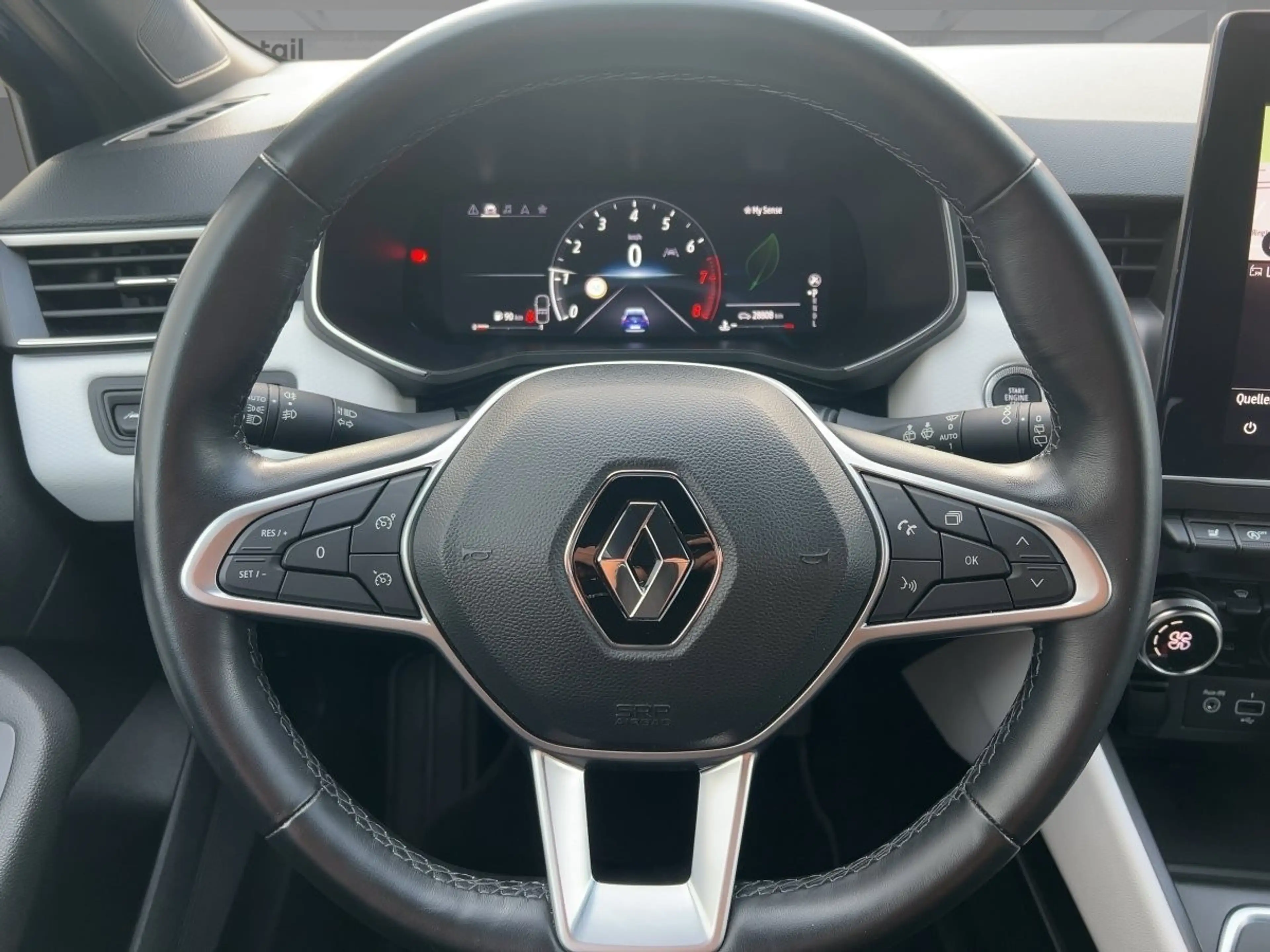 Renault Clio 1.0 TCe 90 TECHNO — photo 11