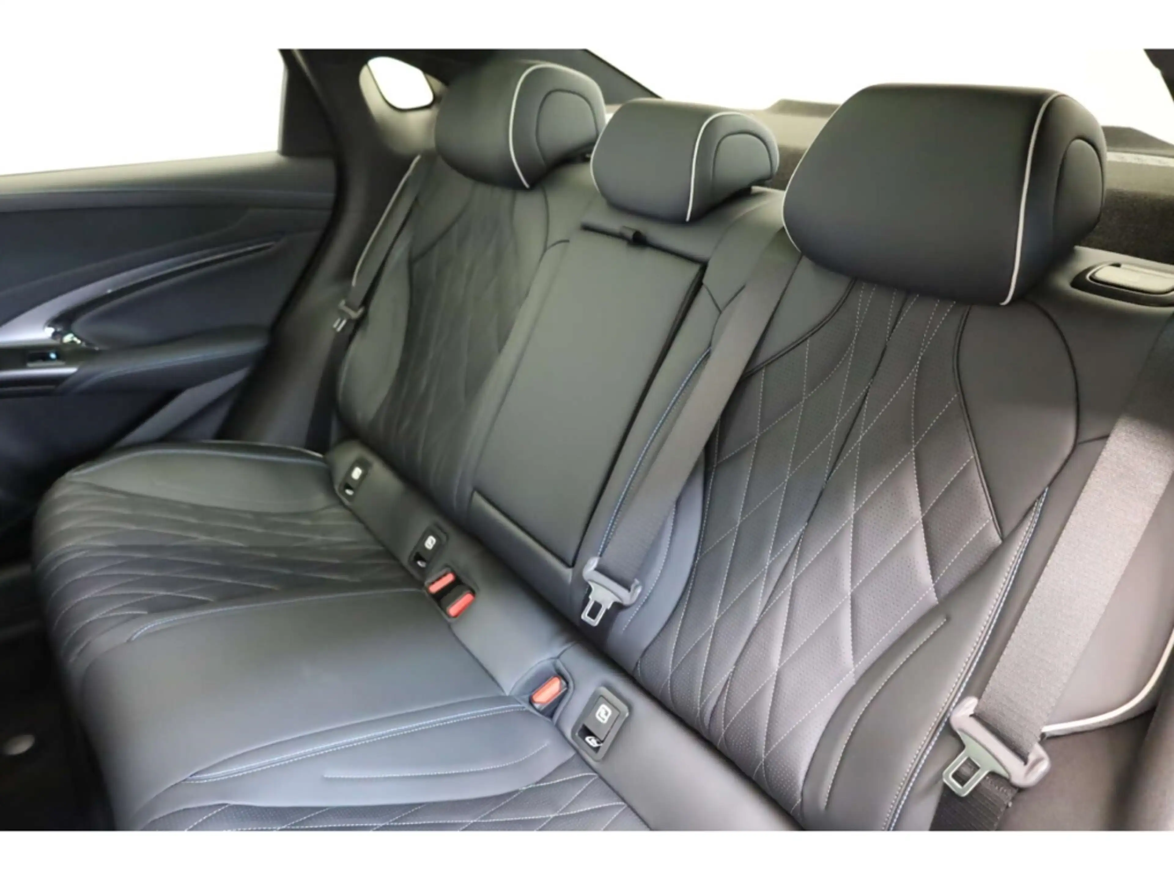 BYD Seal 2026 Design — photo 11