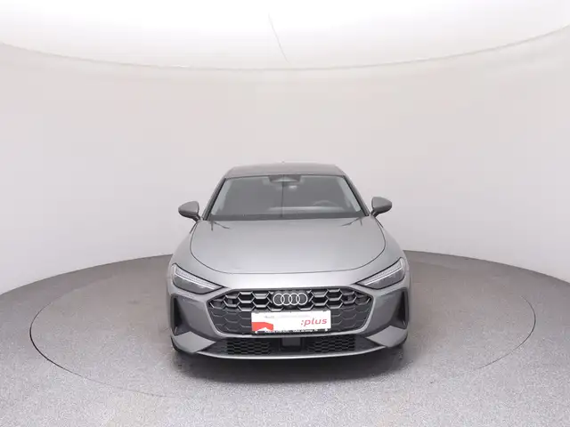 Audi A5 view 3