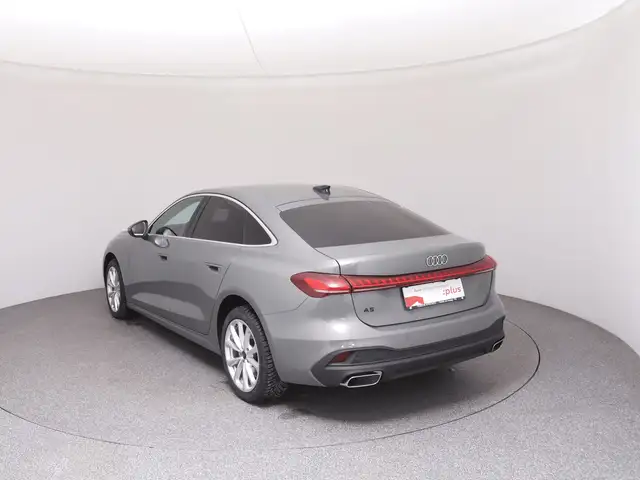 Audi A5 view 5