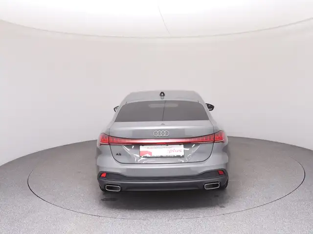 Audi A5 view 6