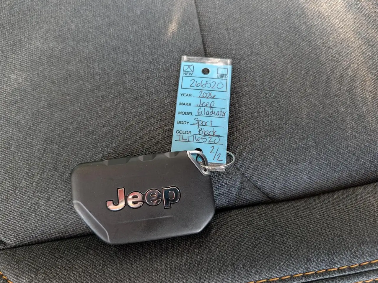 Jeep Gladiator photo Jeep Gladiator