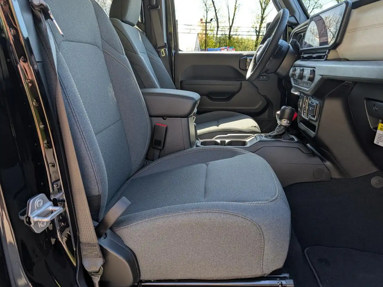 Jeep Gladiator photo Jeep Gladiator