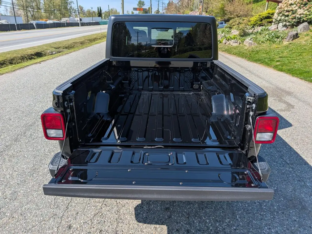 Jeep Gladiator photo Jeep Gladiator