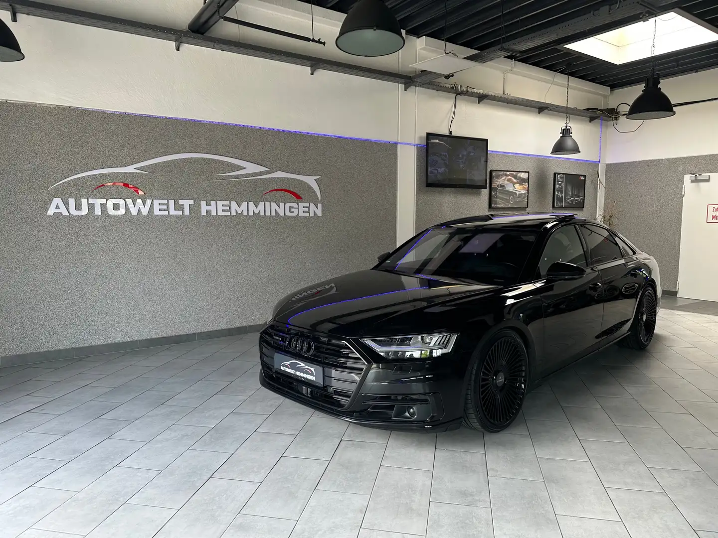 Audi A8 3.0 50 TDI quattro*Finanzierung*12M.Garantie* Fekete - 1