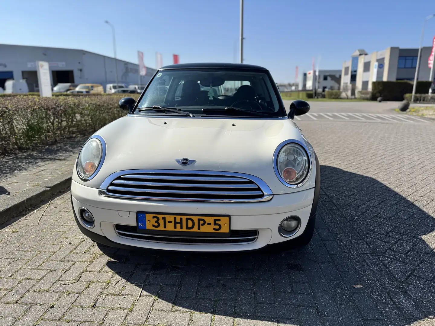 MINI Cooper - 1