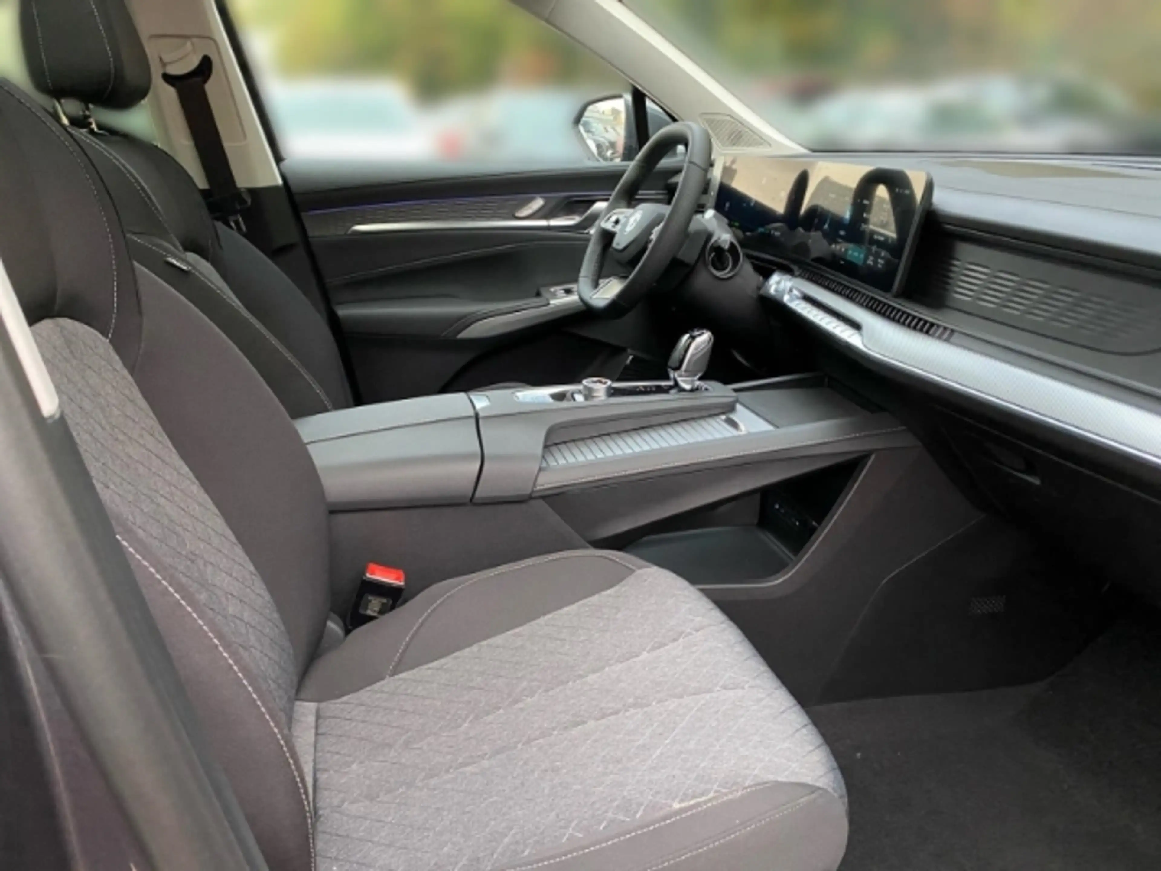 MG MGS9 7 Sitzer COMFORT+Pano+24,7kWh+100km+20Zoll+360 Gra — photo 14