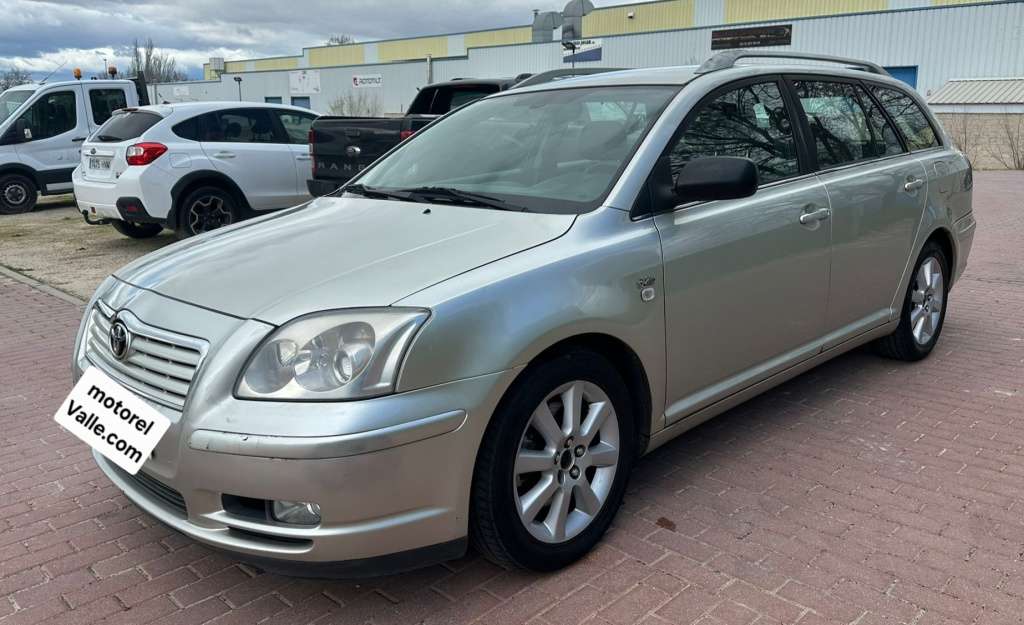 Toyota Avensis Wagon 2.0D-4D Sol - foto 1