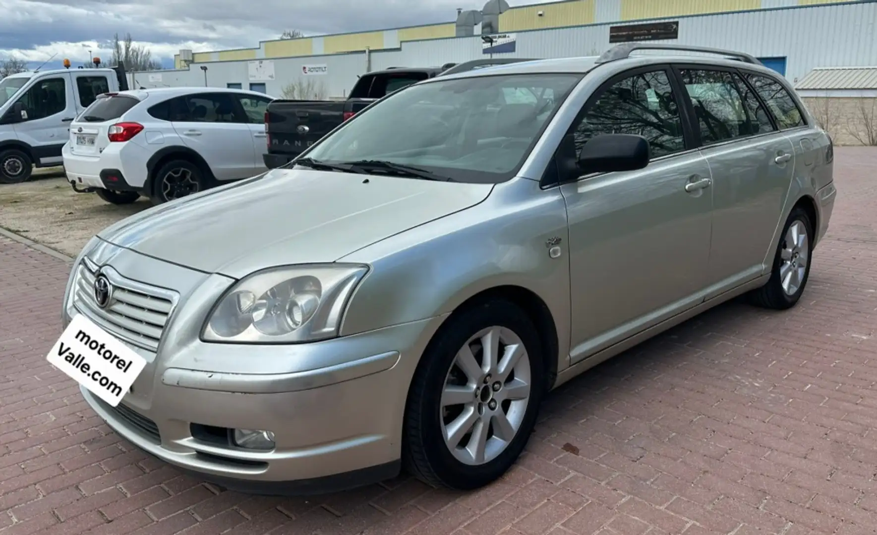 Toyota Avensis Wagon 2.0D-4D Sol Beige - 1