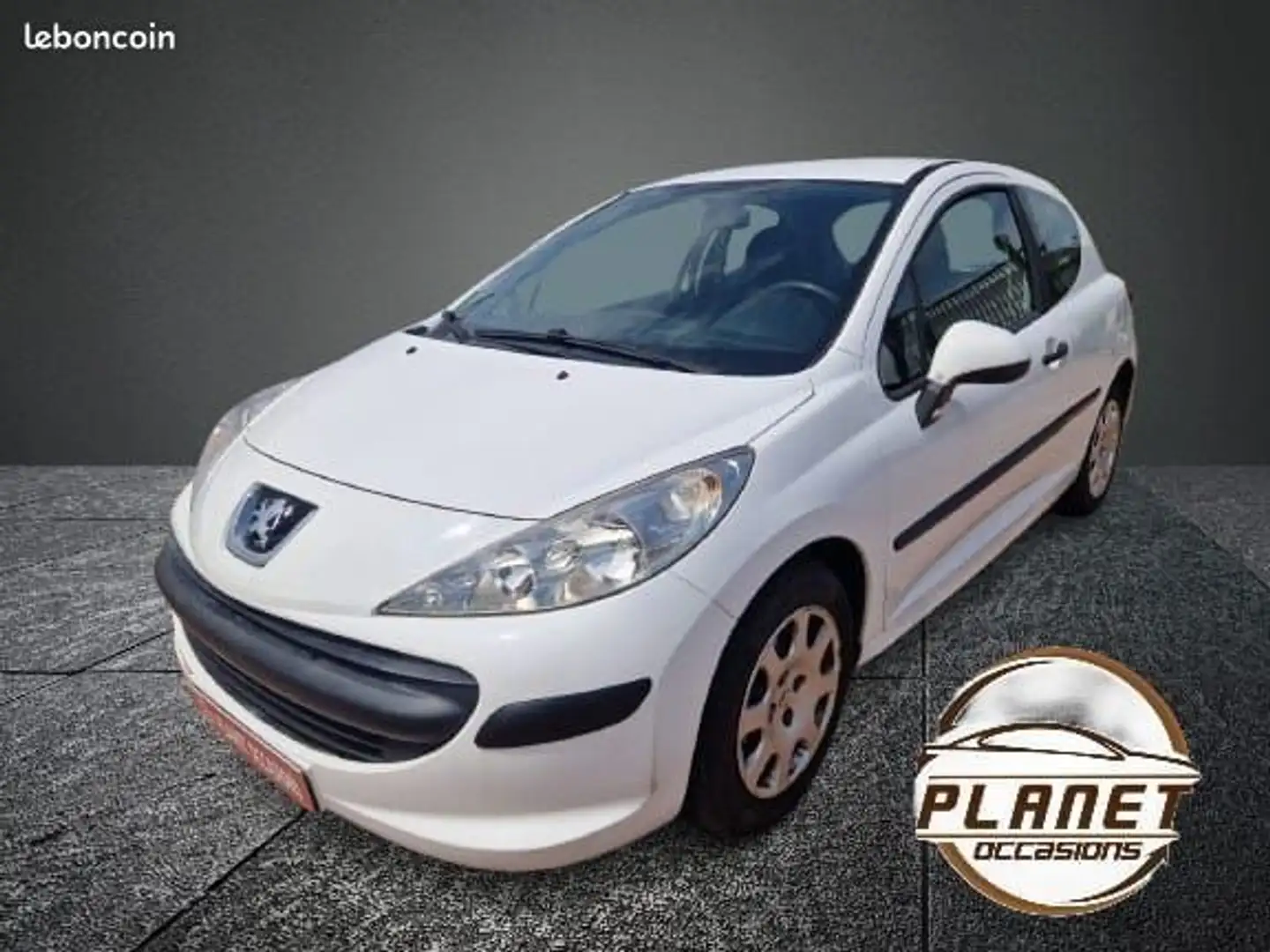 Peugeot 207 1.4 Hdi 70 Société 2010 White - 1