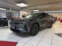Toyota C-HR + Lounge AWD inkl. Sky & Soundpaket
