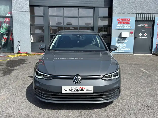Volkswagen Golf view 2