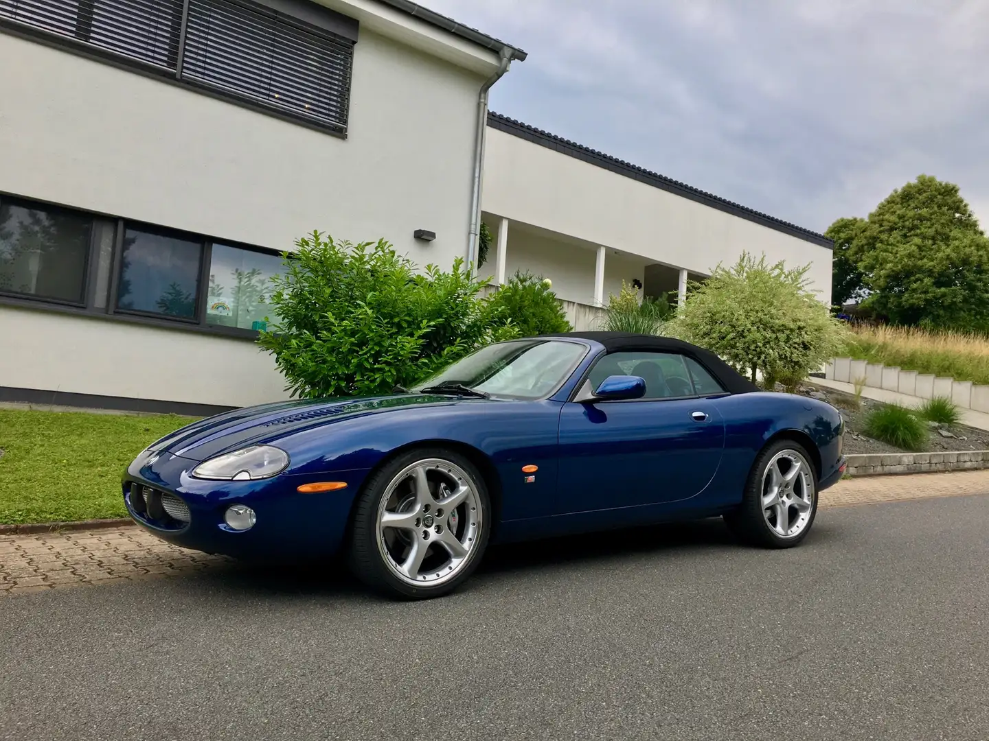 Jaguar XKR Cabriolet 1 of 100 Portfolio Edition Bestzustand Bleu - 1