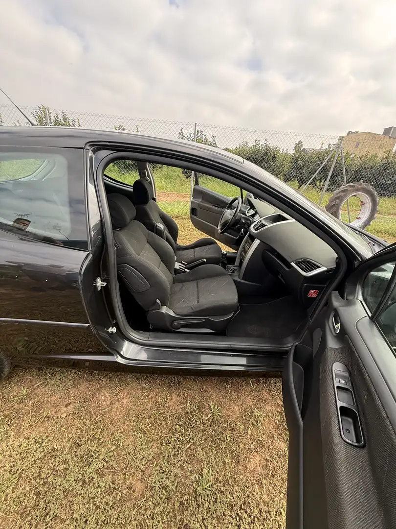 Peugeot 207 1.4i 16v X-Line - 2