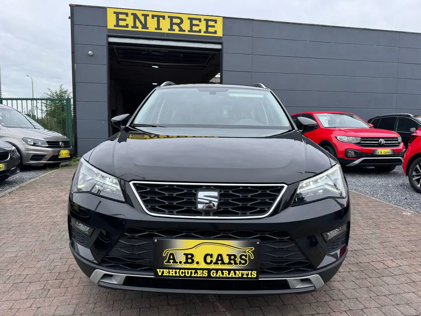 SEAT Ateca 1.6 CR TDI AUTOMATIQUE *GARANTIE 12MOIS* Zwart - 2