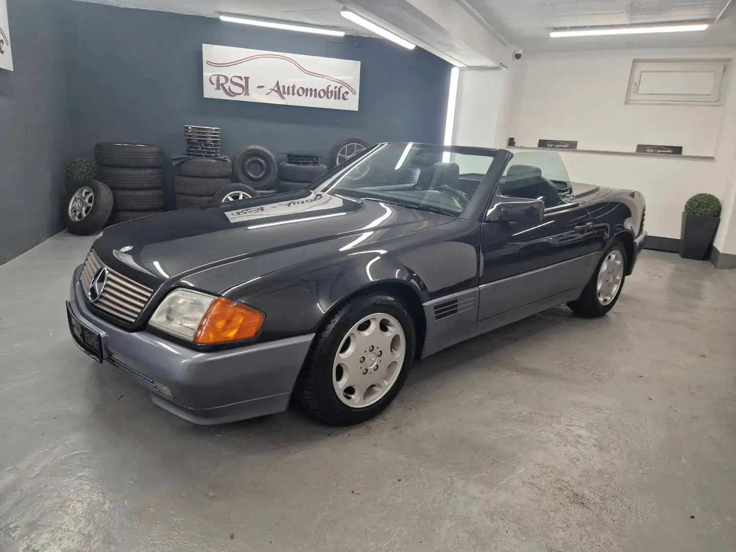 Mercedes-Benz SL 300 -24 Hardtop Noir - 2