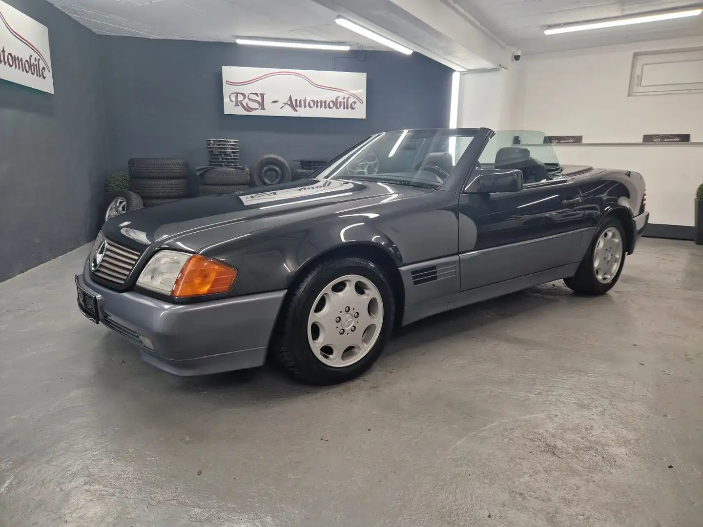 Mercedes-Benz SL 300 -24 Hardtop Noir - 1