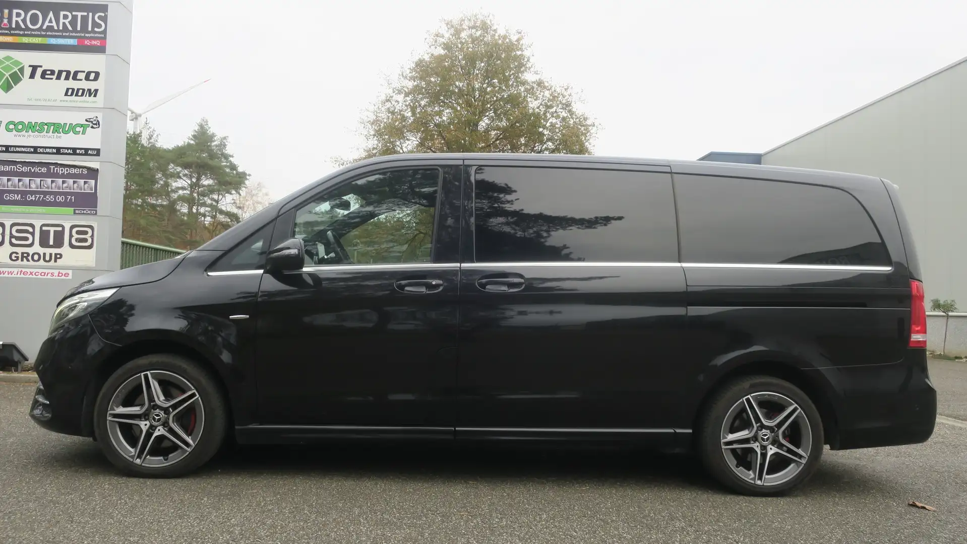 Mercedes-Benz V 250 (BlueTEC) d  7G-TRONIC Avantgarde  AMG "Pano-Dak" Zwart - 2