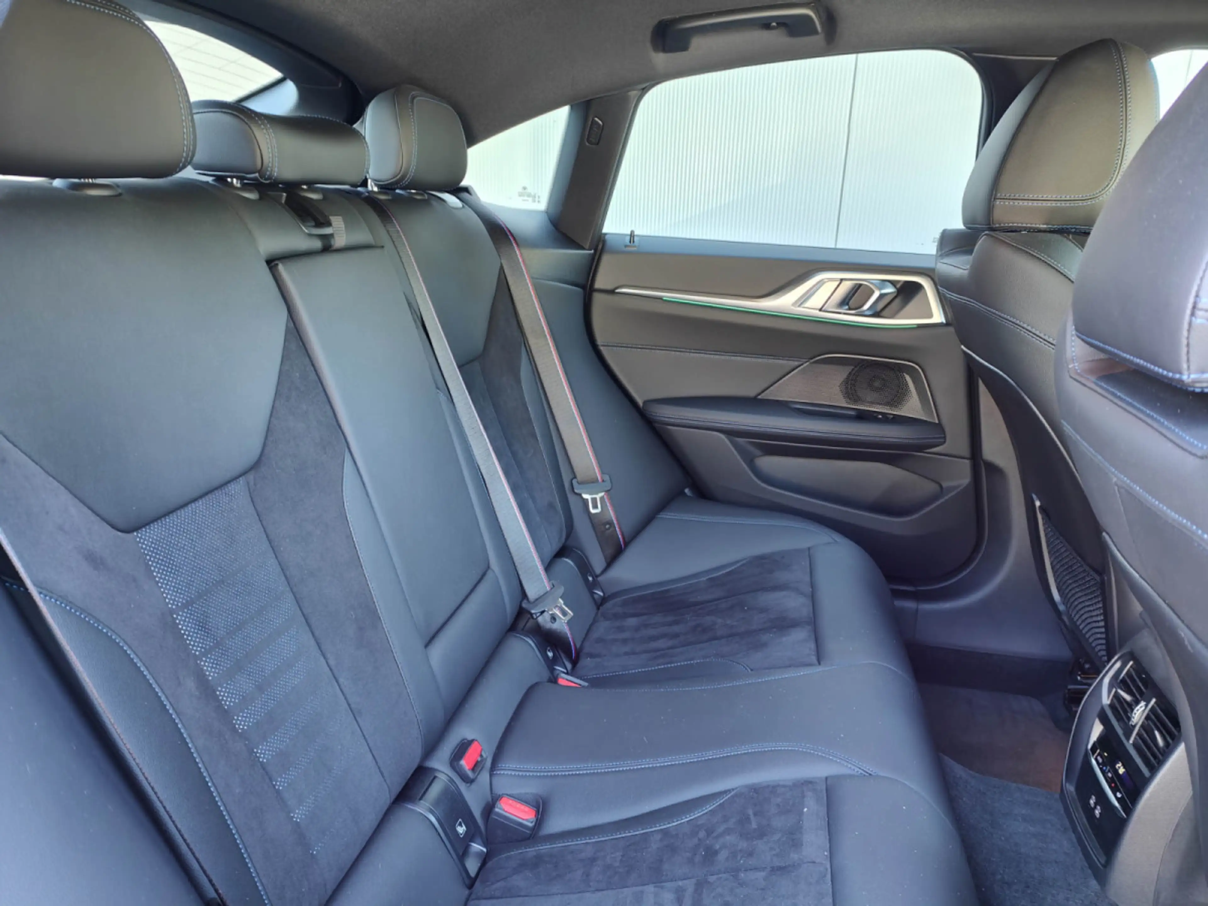 BMW 420 Gran Coupe 420I PACK M GPS CAMERA CARPLAY SIEGES E — photo 9