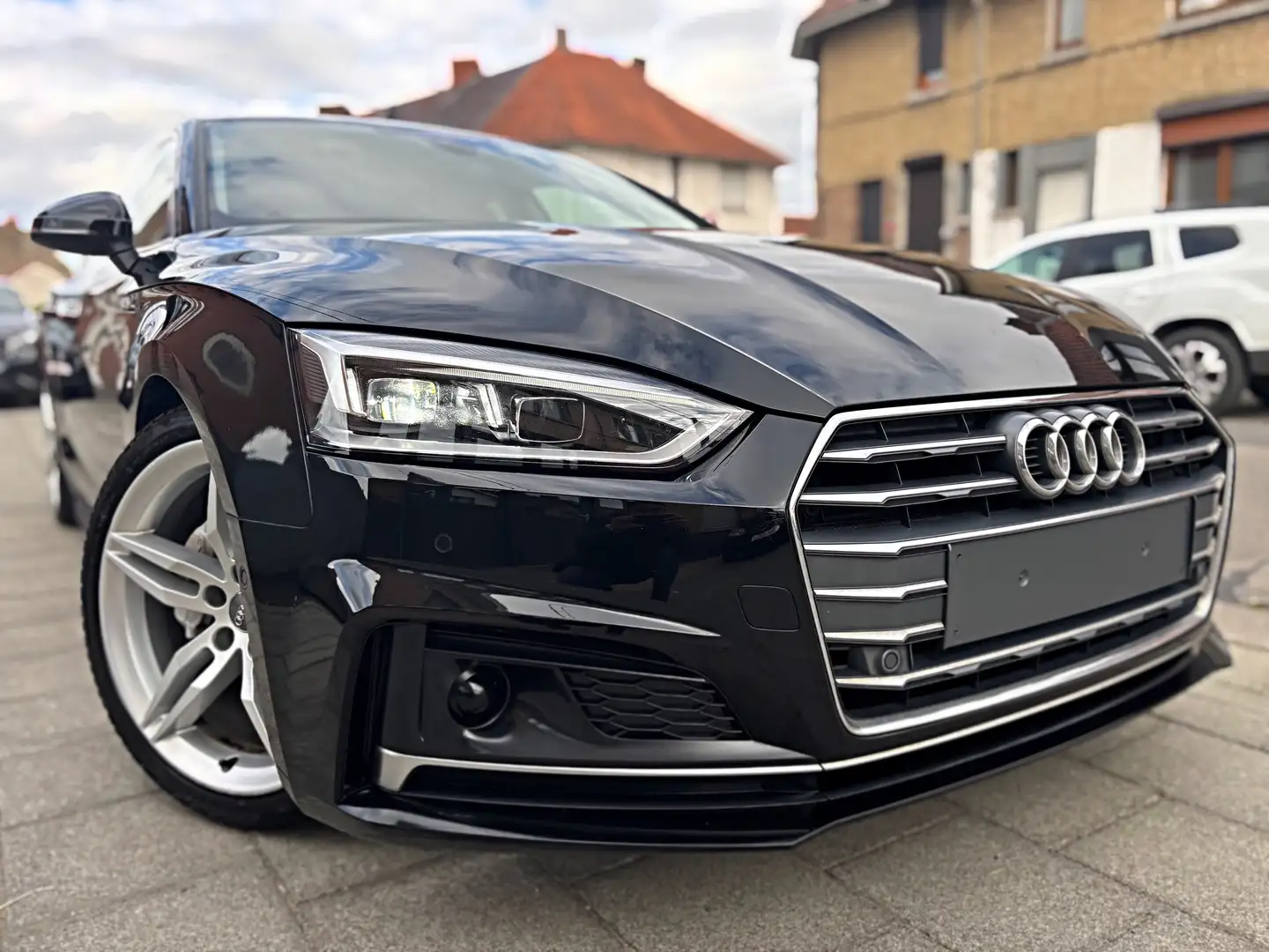 Audi A5 2.0 TDi S LiNE/CARPLAY-COCKPIT-PARKASISST/GARANTIE Noir - 1