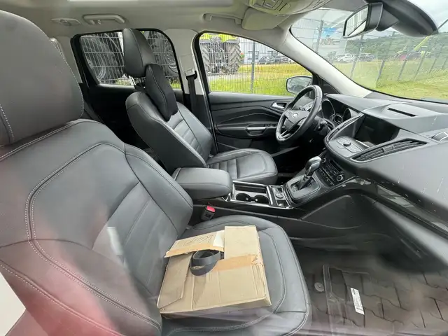 Ford Kuga view 6