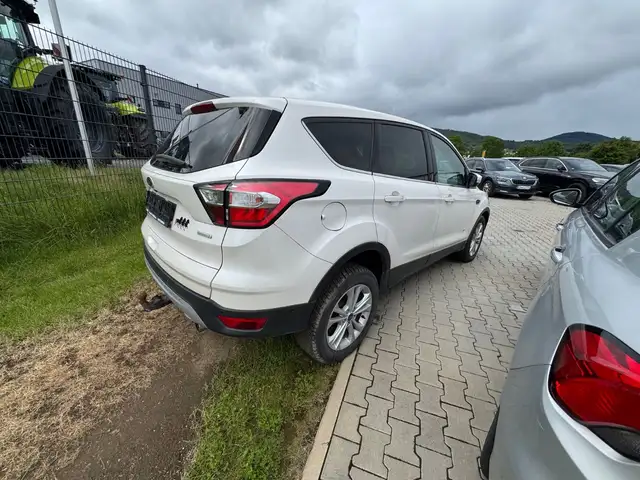 Ford Kuga view 5