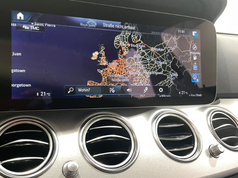 Mercedes-Benz E 300 T e Avantgarde Automatik EU6 LED ACC Navi — photo 6
