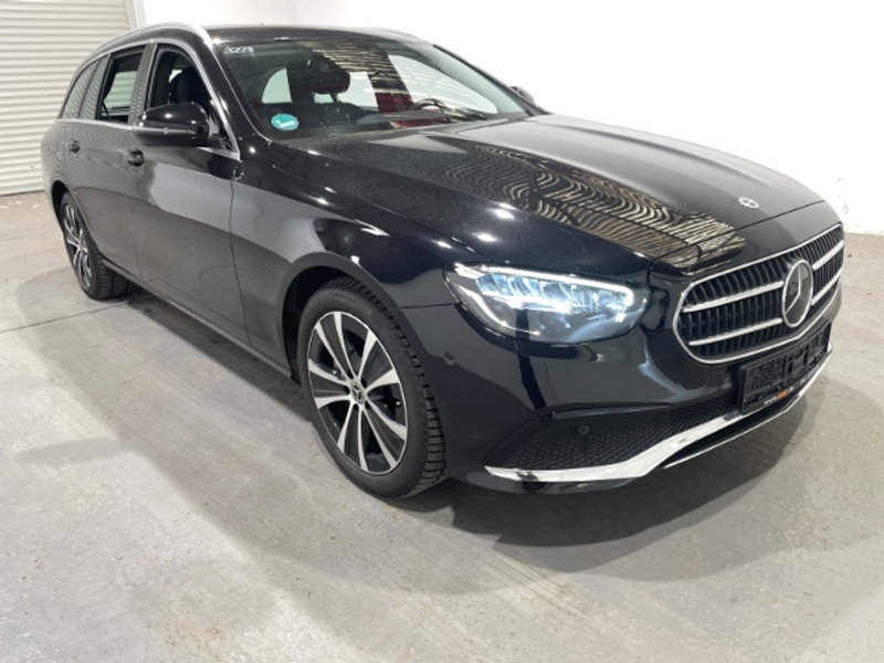 Mercedes-Benz E 300 T e Avantgarde Automatik EU6 LED ACC Navi — photo 2
