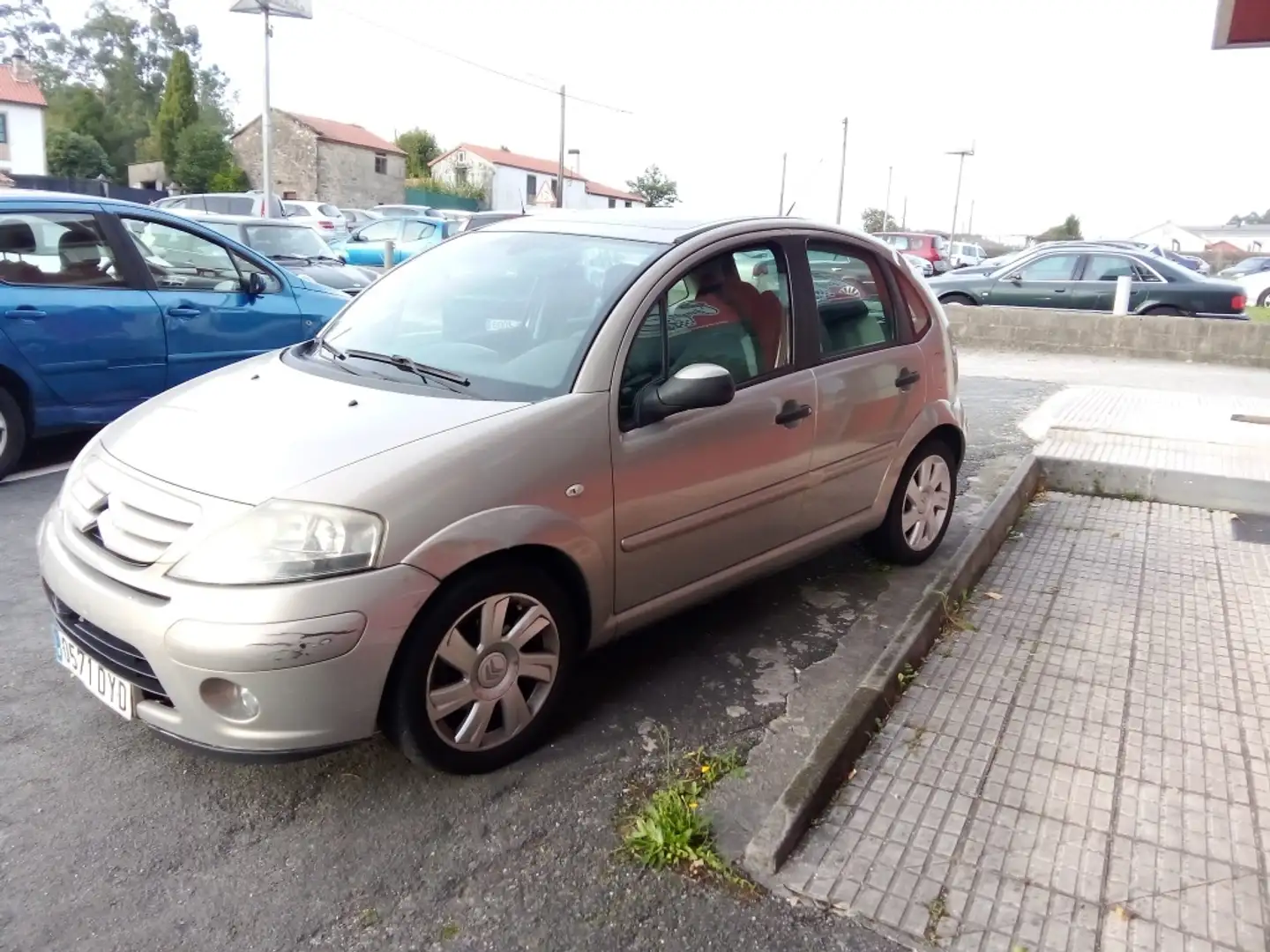 Citroen C3 1.6HDI 16v Collection Gris - 2