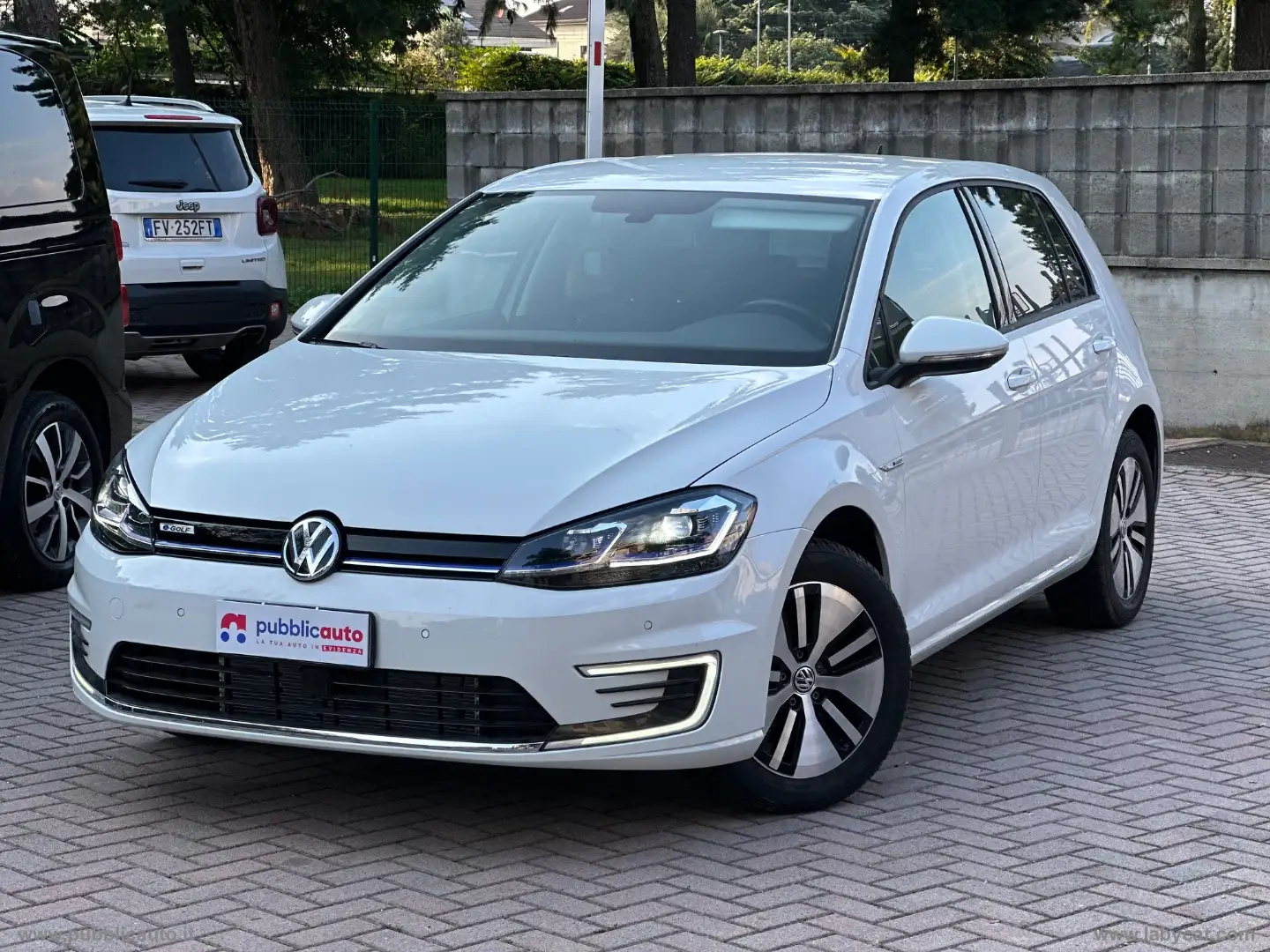 Volkswagen e-Golf e- 136 CV Weiß - 1