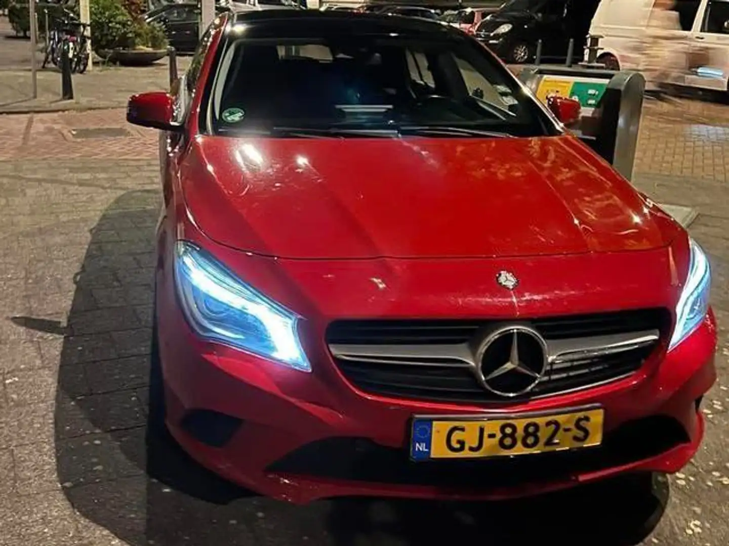 Mercedes-Benz CLA 200 CLA 200 Ambition Rood - 2