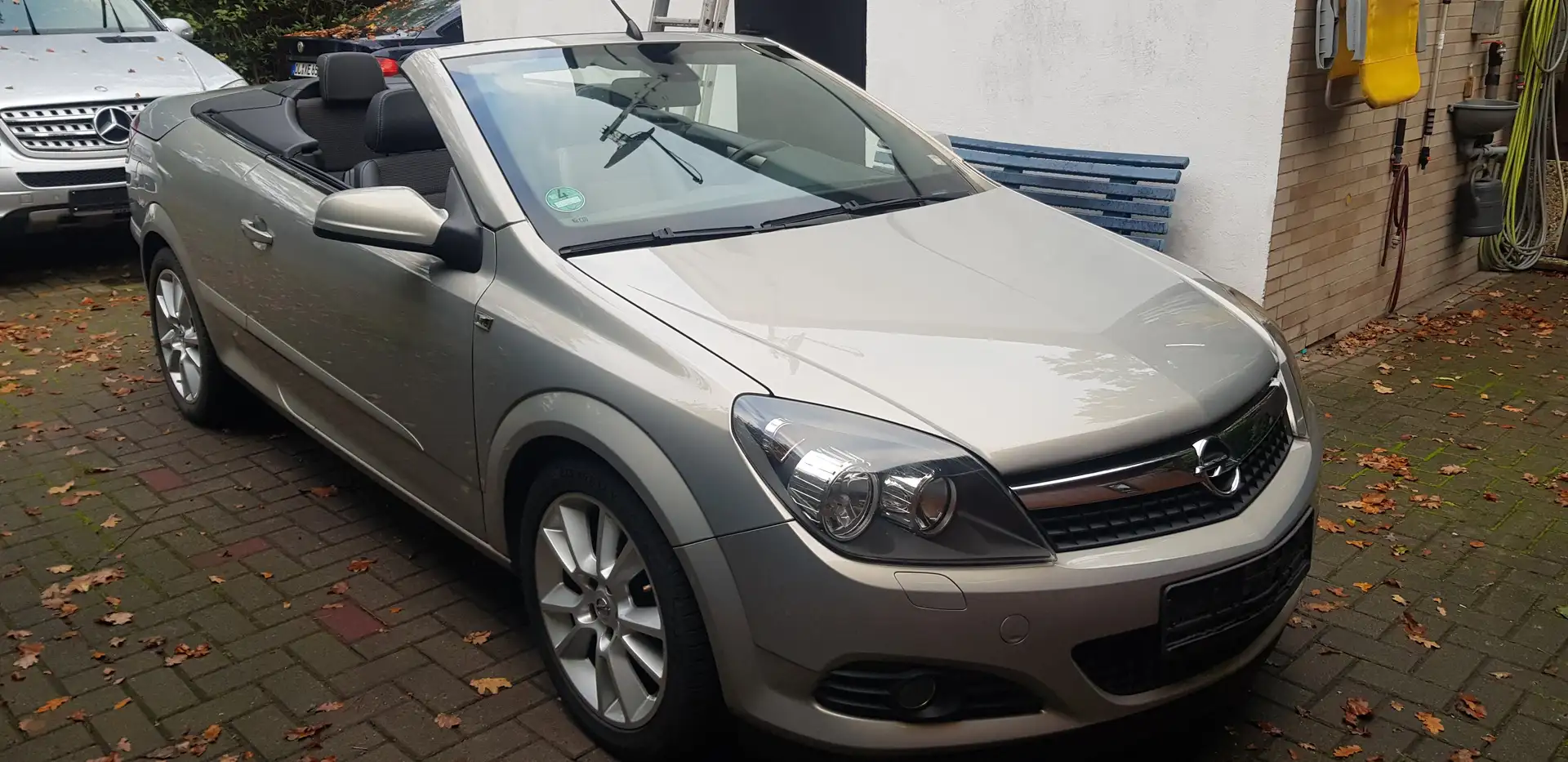 Opel Astra ASTRA H TWINTOP 1.8 EDITION - SEHR GEPFLEGT Silber - 2