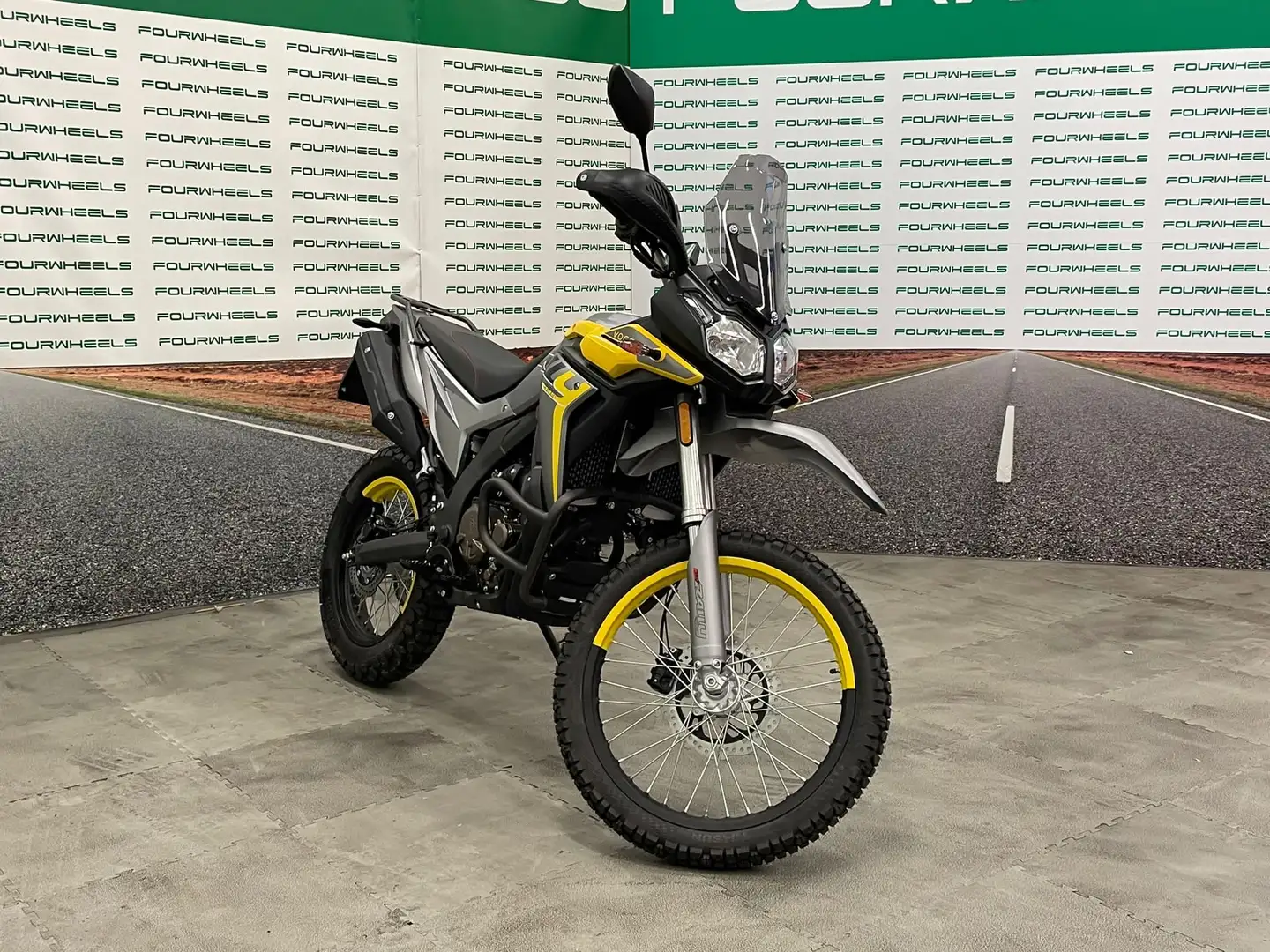 Voge 300R ** Noleggiala a 20 euro al giorno** Jaune - 1
