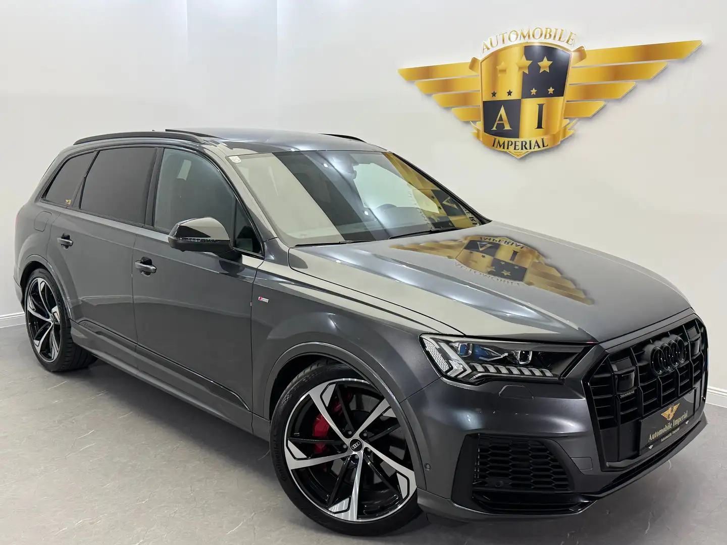 Audi Q7 60 TFSI e Quattro // S-LINE // FACELIFT //MATRIX// Grau - 1