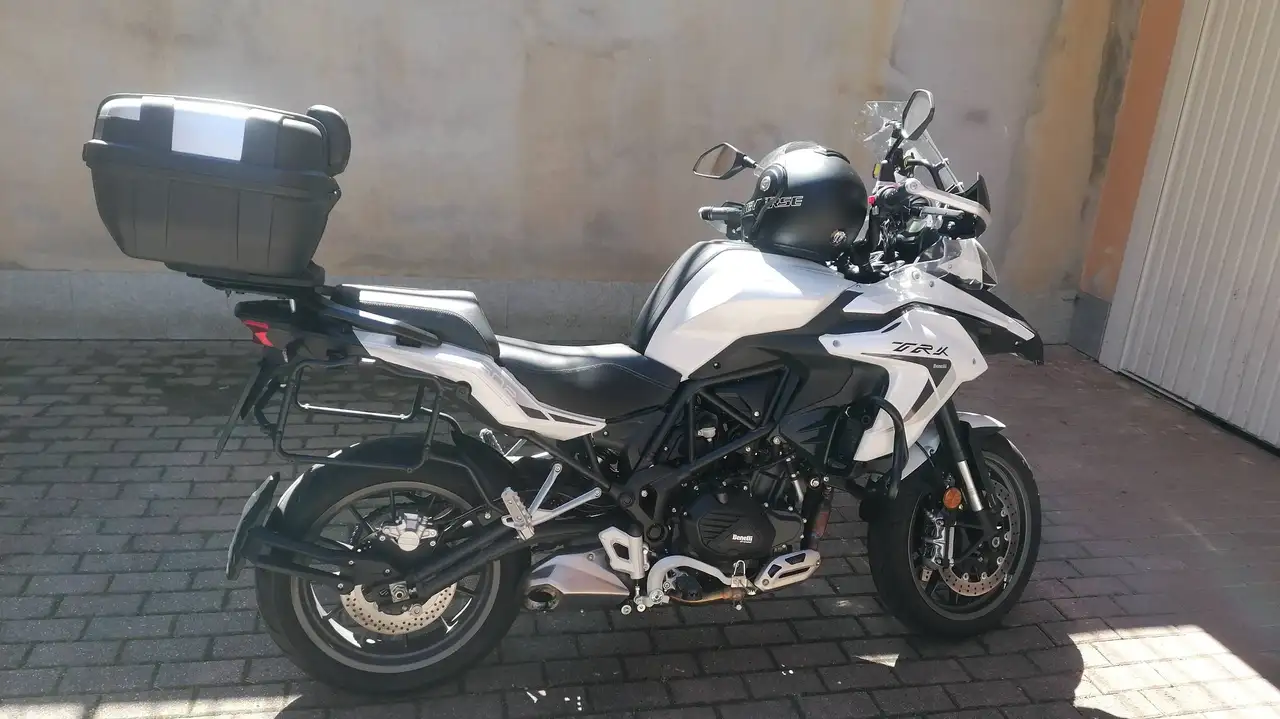 Benelli TRK 502
