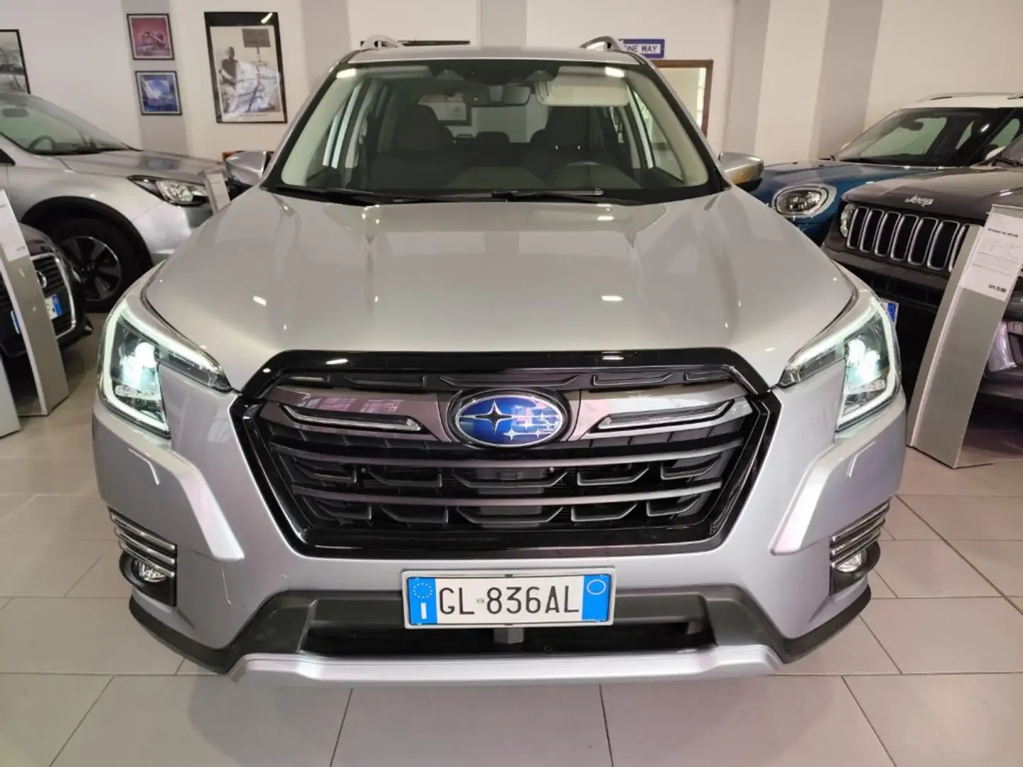 Subaru Forester 2.0 e-Boxer MHEV CVT Lineartronic Style Argento - 2