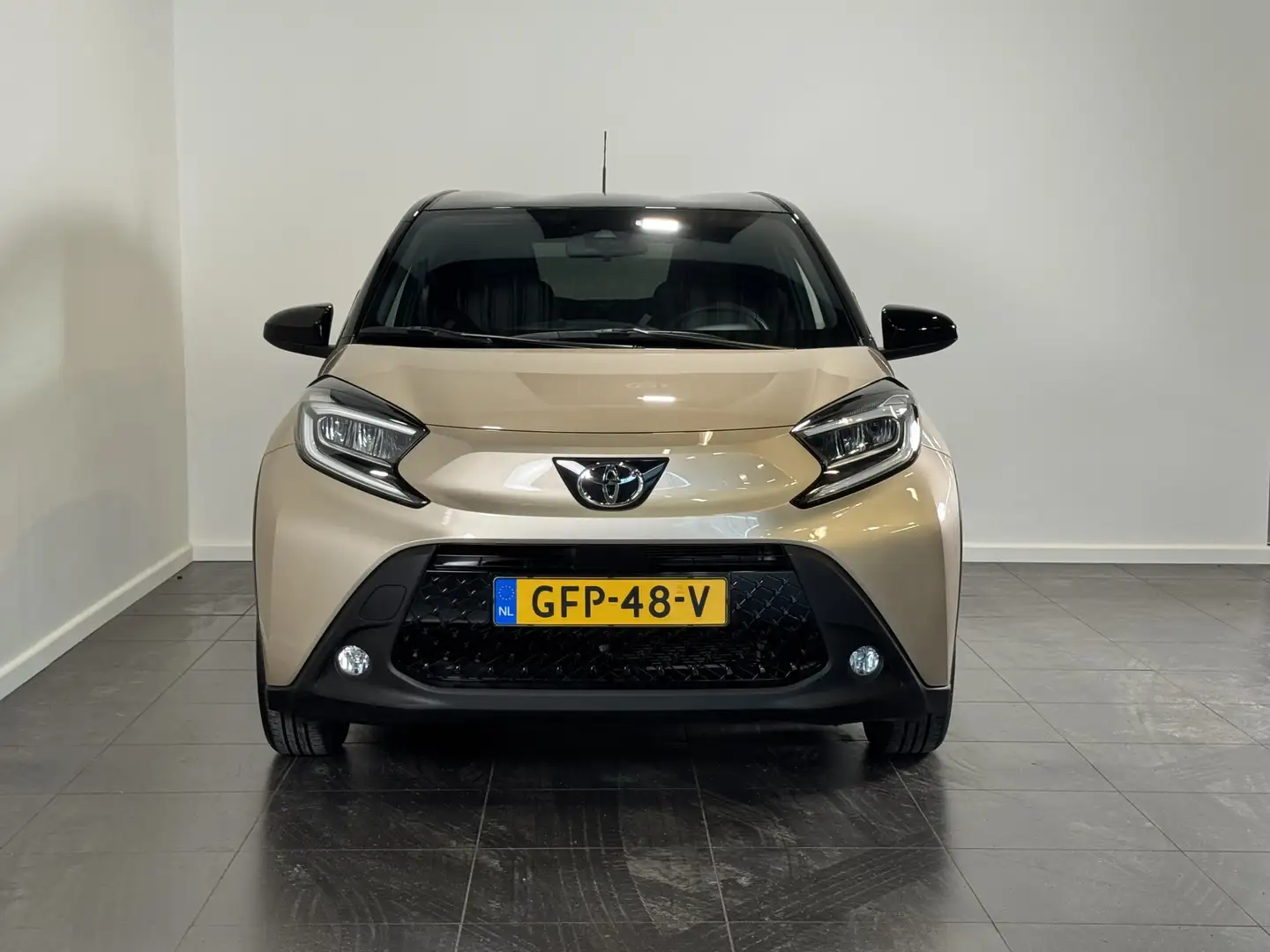 Toyota Aygo X 1.0 VVT-i S-CVT Pulse | Automaat | Achteruitrij ca Braun - 2