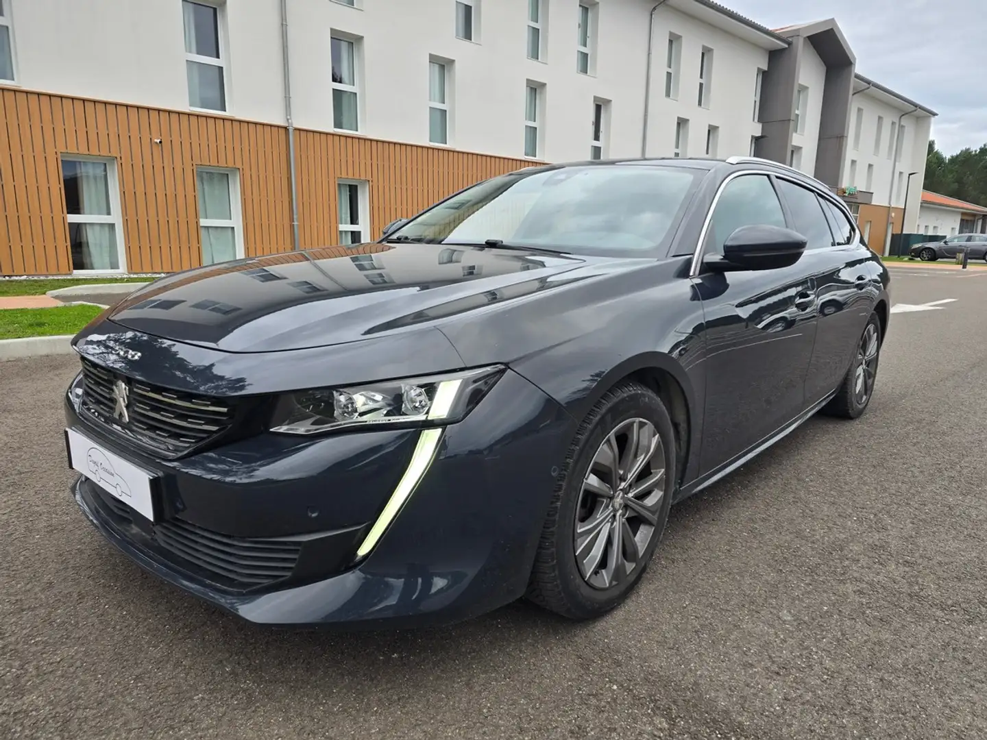 Peugeot 508 1.5 hdi 130 Allure Business EAT8 Gris - 1