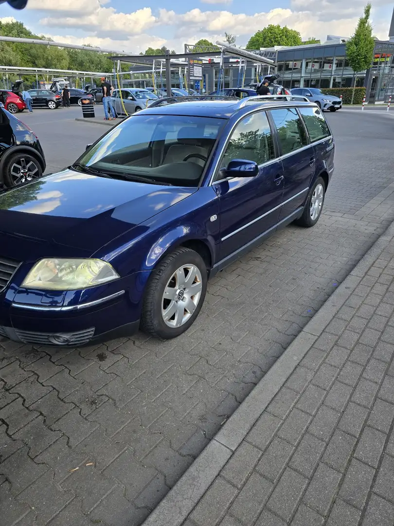 Volkswagen Passat Variant 2.5 TDI HIGHLINE 1.Hand Getriebe Problem Modrá - 2