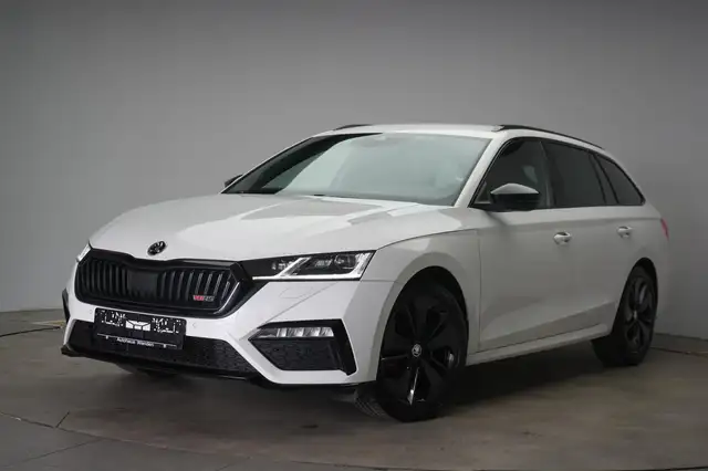 Skoda Octavia view 3