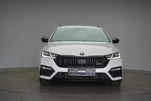Skoda Octavia view 2