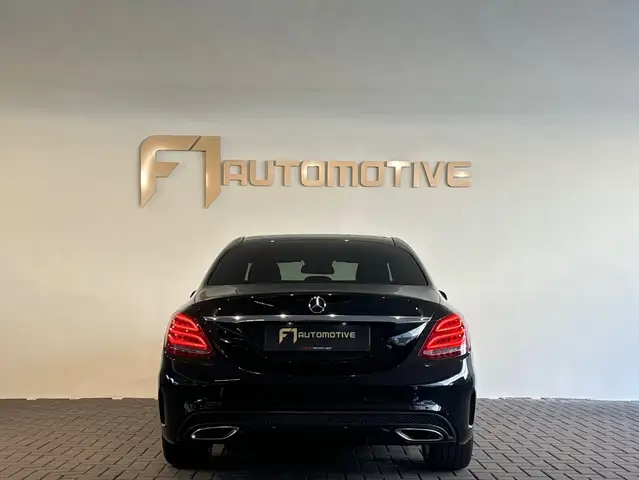 Mercedes-Benz C-Class view 11