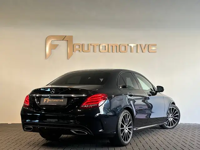 Mercedes-Benz C-Class view 3