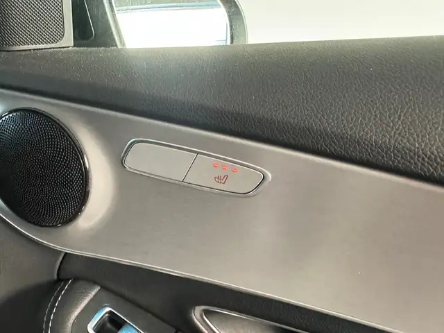 Mercedes-Benz C-Class view 20